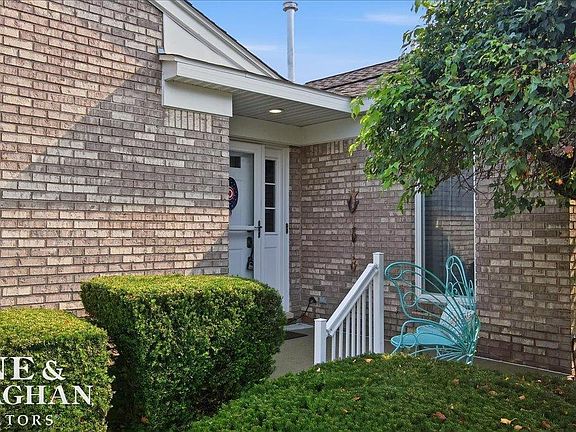 3rd image of 1935 River Road Unit 21 Unit 21