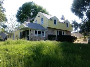 5339 Saint Paul Blvd, Rochester, NY 14617