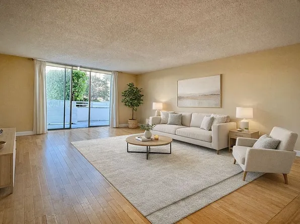 2801 NE 183rd St APT 202, Aventura, FL 33160