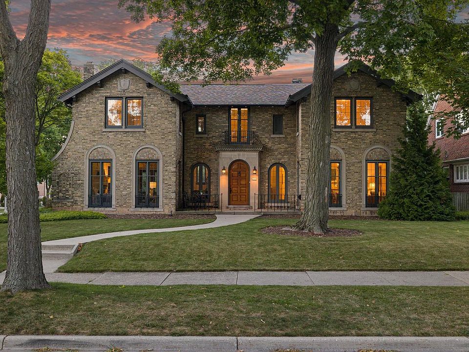 1st image of 2100 East Kensington BOULEVARD