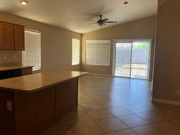 3rd image of 2929 W Angel Way