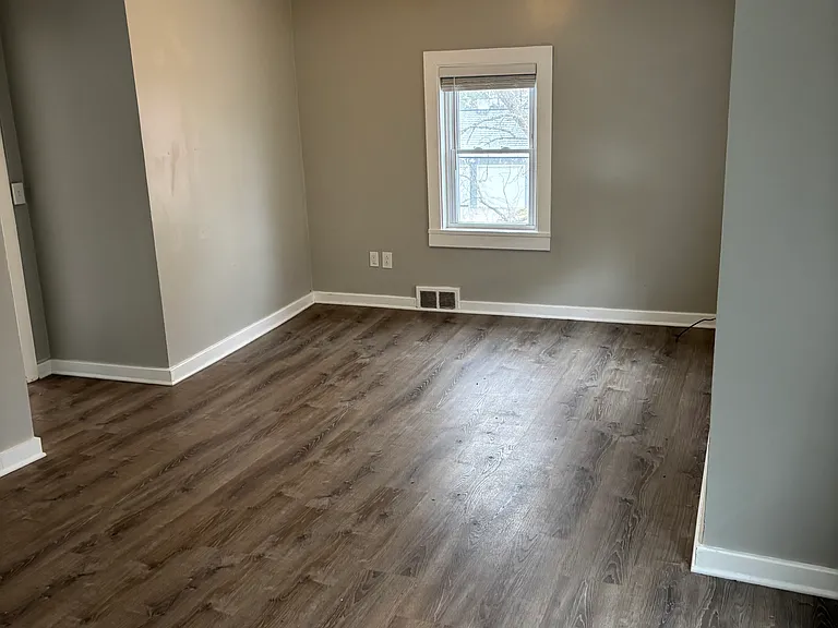 310 W Campbell St #2 — Photo 3