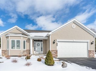 169 Edwards Falls Ln, Manlius, NY 13104