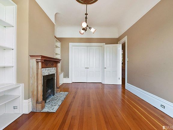 5th image of 739 Clayton St