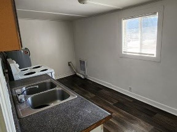 2nd image of 2601 Taylor St #2601A