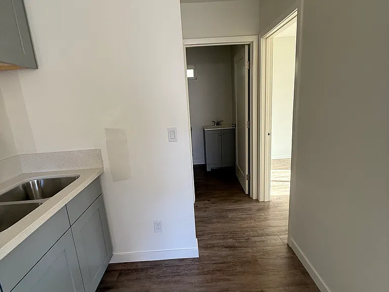 486 N Concord St #486 — Photo 5