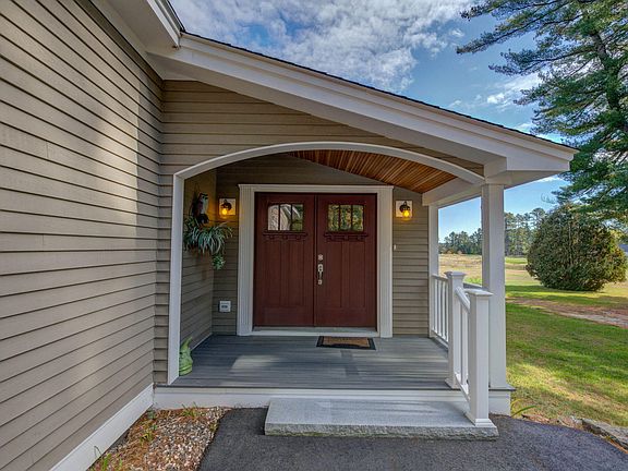 5th image of 12 Clubhouse Drive