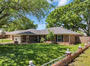 1205 Beaverly St, Ardmore, OK 73401