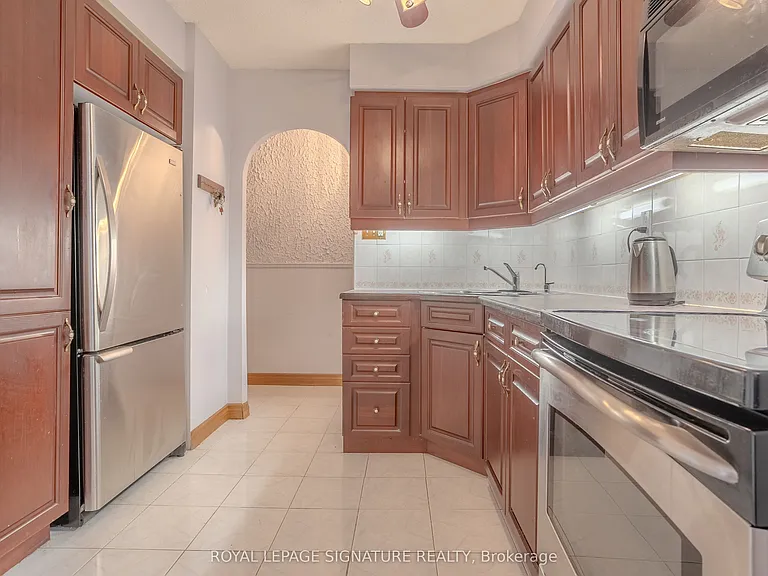 975 Warwick Ct #1608 — Photo 22