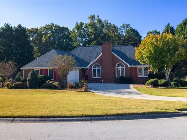 2955 Windsong Park Ln, Dacula, GA 30019