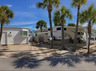 698 Octopus Ln, Panama City Beach, FL 32408