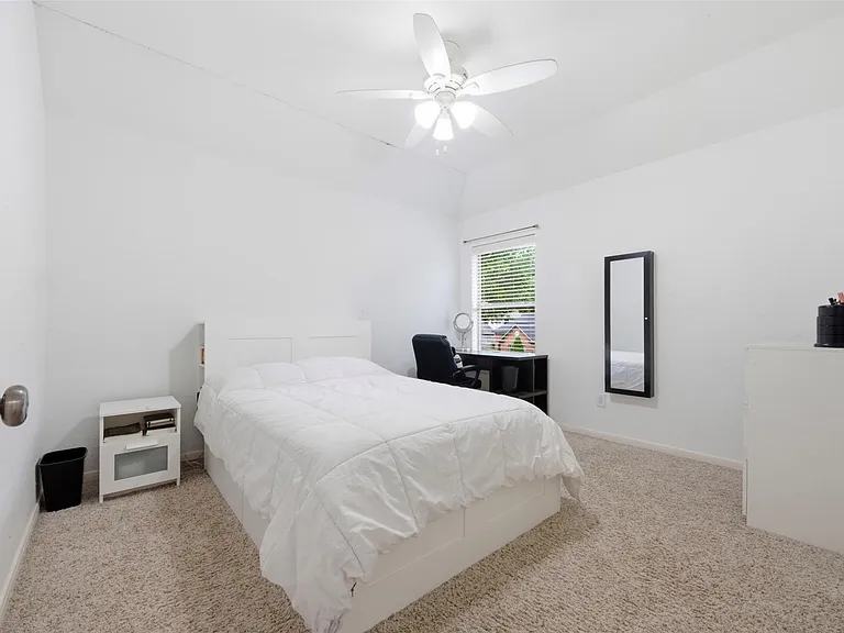 3331 Lost Maple Forest Ct — Photo 34