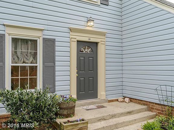 3rd image of 14 Farm Haven Ct