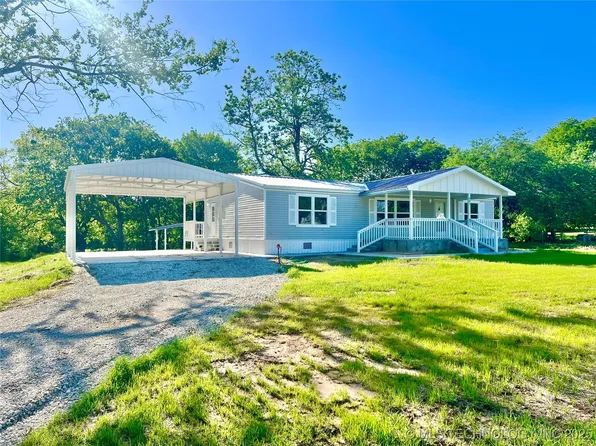 601 N Thomas, Francis, OK 74844