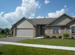 321 W Pershing St, Stillman Valley, IL 61084