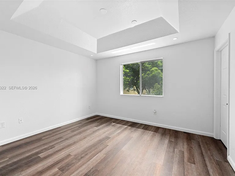 2445 SE 14th Ave #375 — Photo 5