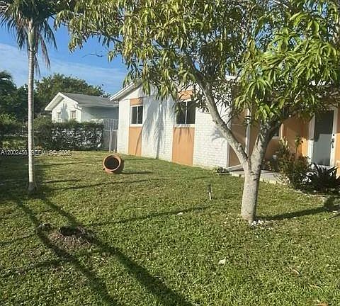 3rd image of 19920 SW 118th Pl