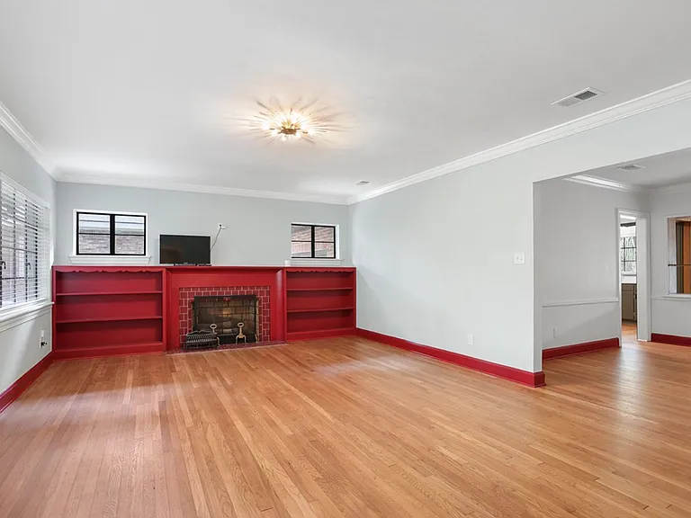 404 Gordonston Ave — Photo 9