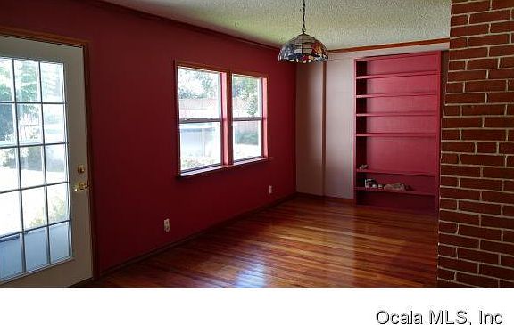 5th image of 4621 SE 17th Ave