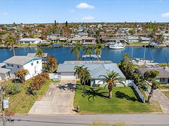 3rd image of 449 Nautilus Dr