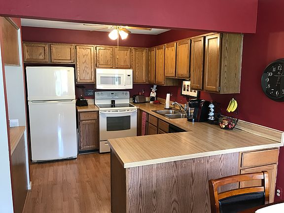 4th image of 21217 Glen Haven Cir E #11