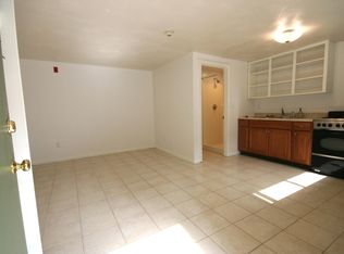 15 Cutler St APT 3, Warren, RI 02885