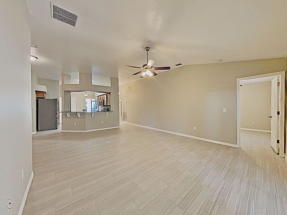 4th image of 7422 Pulteney Dr