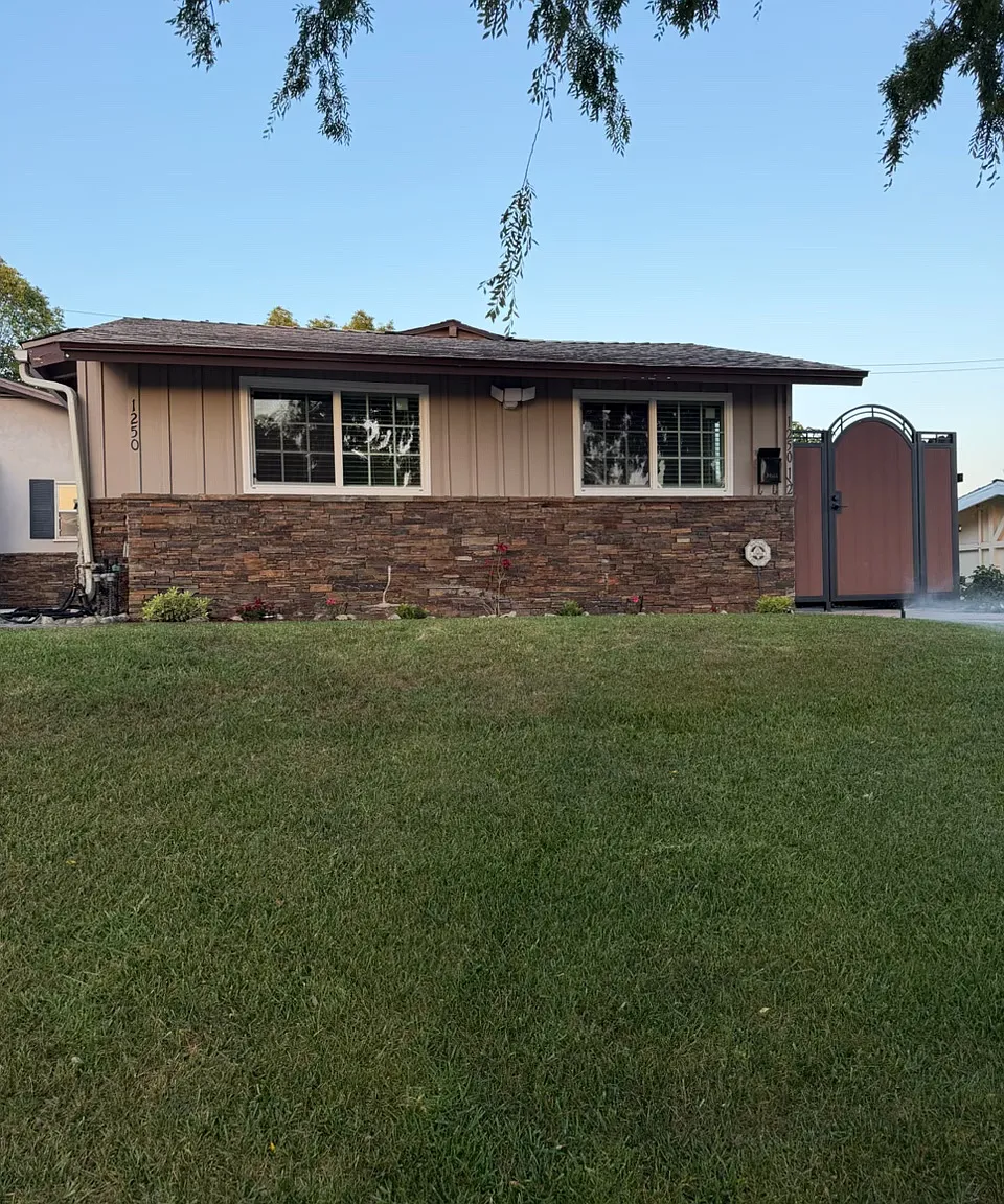 1 bed, 420 sqft, $2,195 — Photo 1