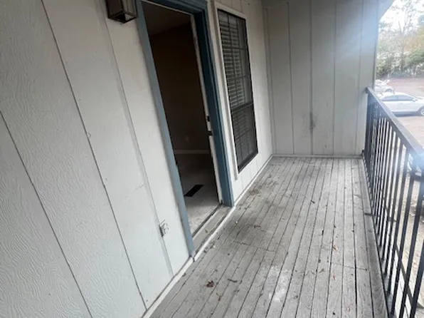 417-419 Old Trolley Rd, Summerville, SC 29485