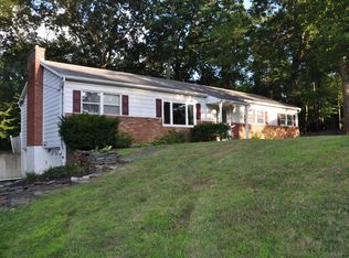 189 Wood Dale Dr, Ballston Lake, NY 12019