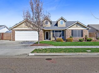 3234 W Wren Ave, Visalia, CA