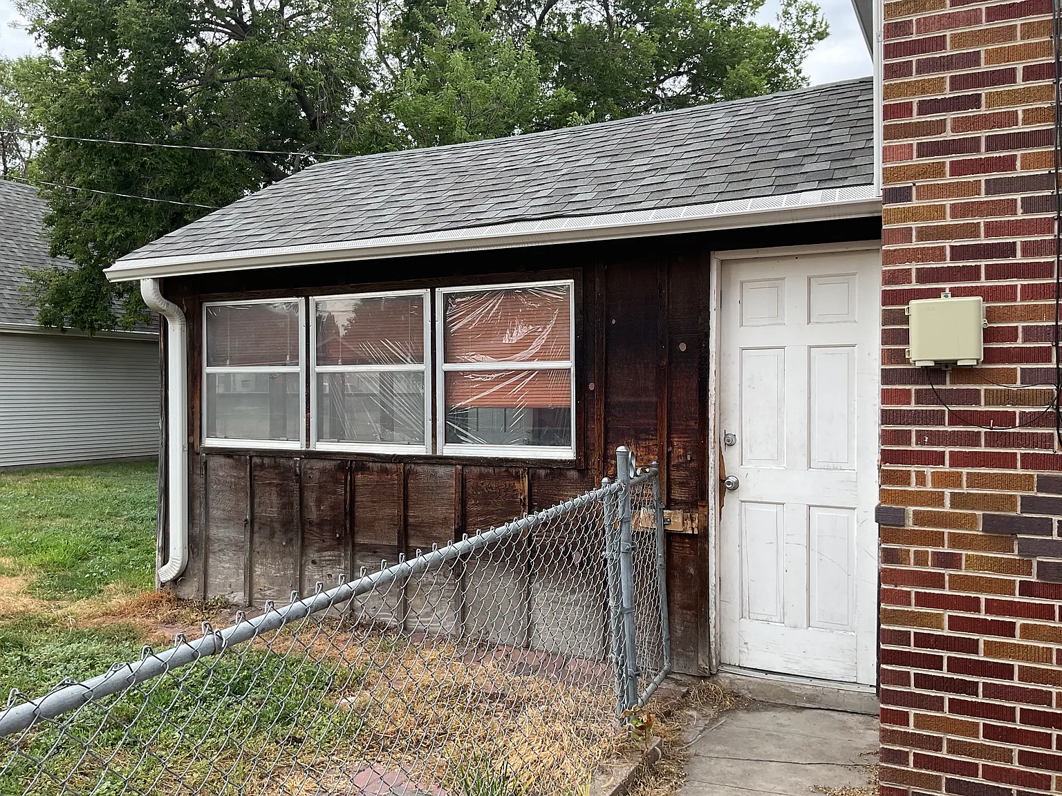 2 bed, $1,200 — Photo 2