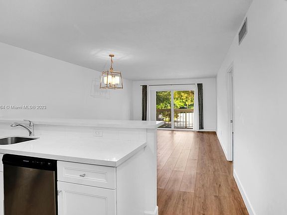 4th image of 7915 Camino Real N #204