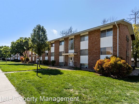 4th image of 1003 Parkway Dr #7