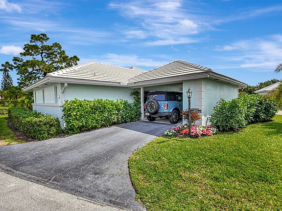 2nd image of 12 Slash Pine Drive