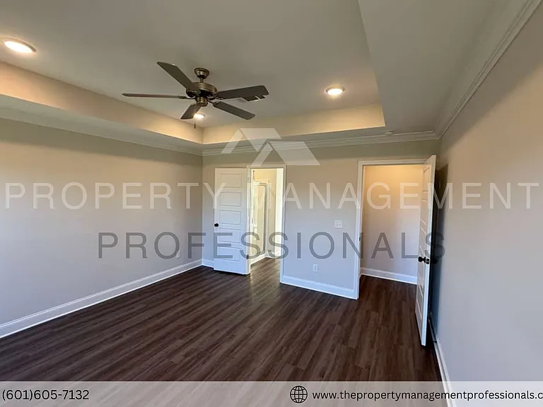 571 Patrick Farms Dr — Photo 12