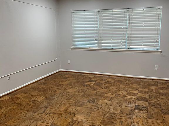 3rd image of 11346 Earlywood Dr