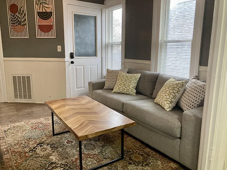19 Palmer St NE #2 — Photo 13