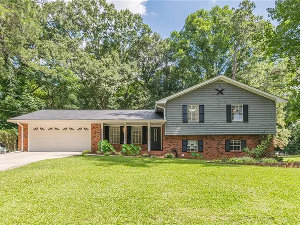 2192 Indian Hill Rd, Jonesboro, GA 30236