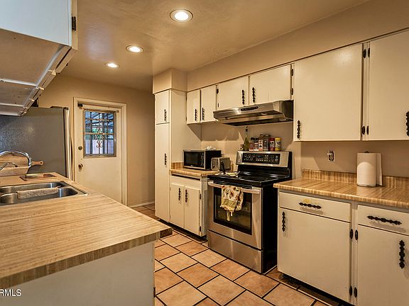 5th image of 4026 W Glenn Dr