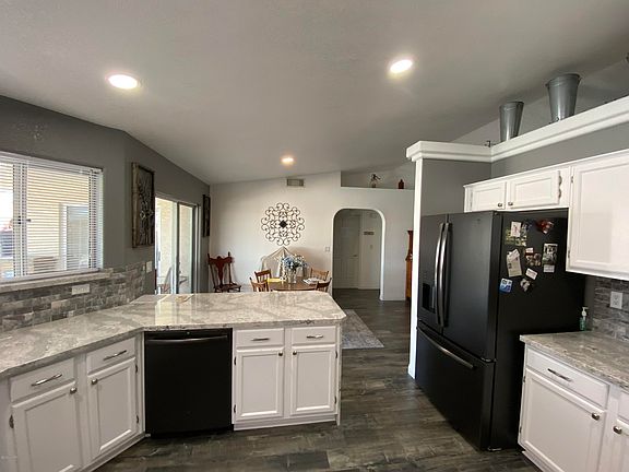4th image of 3549 Mockingbird Dr
