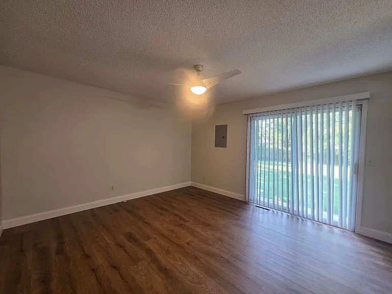 328 S Kiowa Ct — Photo 16