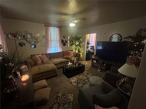 5th image of 1320 Water St
