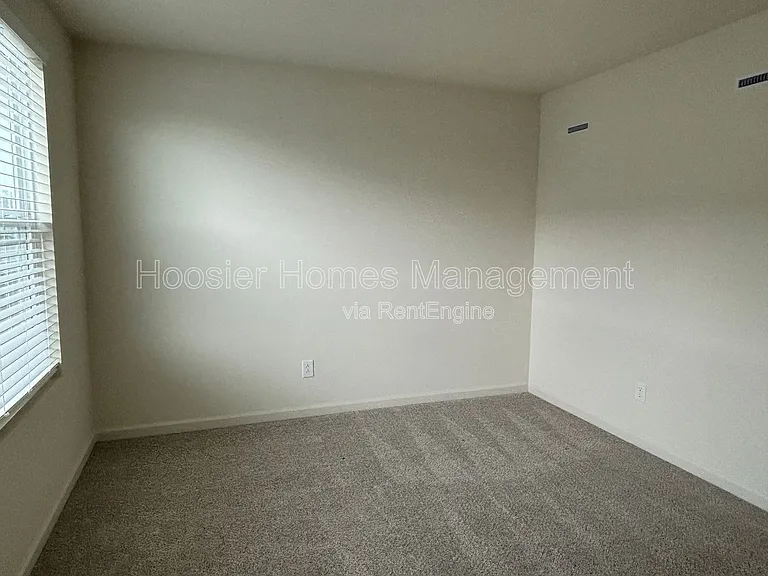 7255 Shroyer Way — Photo 16