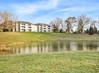 3160 Poplar Creek Dr SE UNIT 103, Kentwood, MI 49512