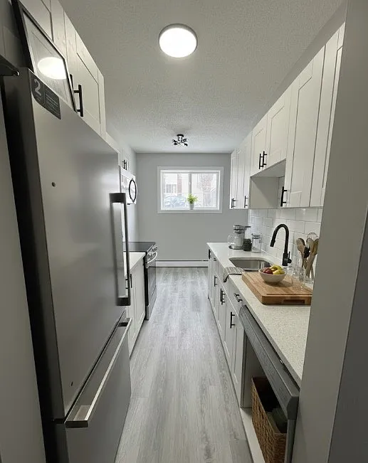 Southview Manor — Photo 1