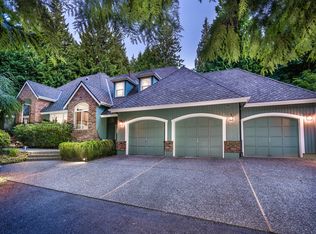 19727 SE 19th St, Sammamish, WA