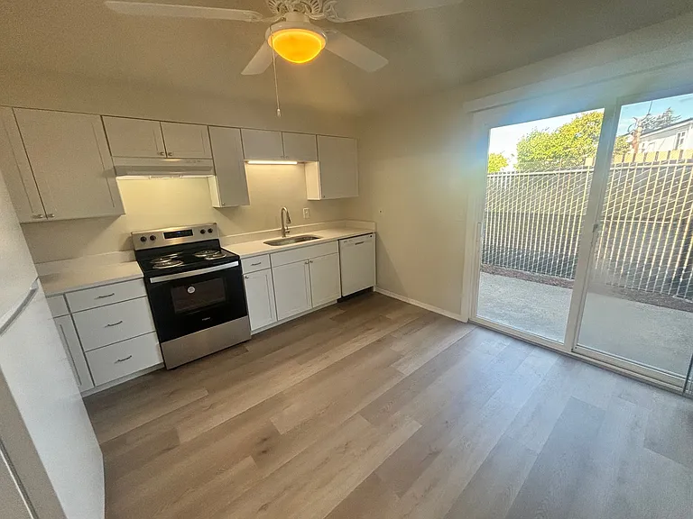 Fairway Village — Photo 25
