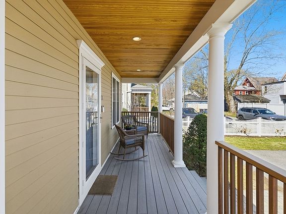3rd image of 63 Boyd St #63