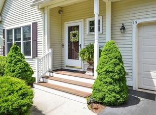 15 Crescent Way UNIT 15, Fiskdale, MA 01518